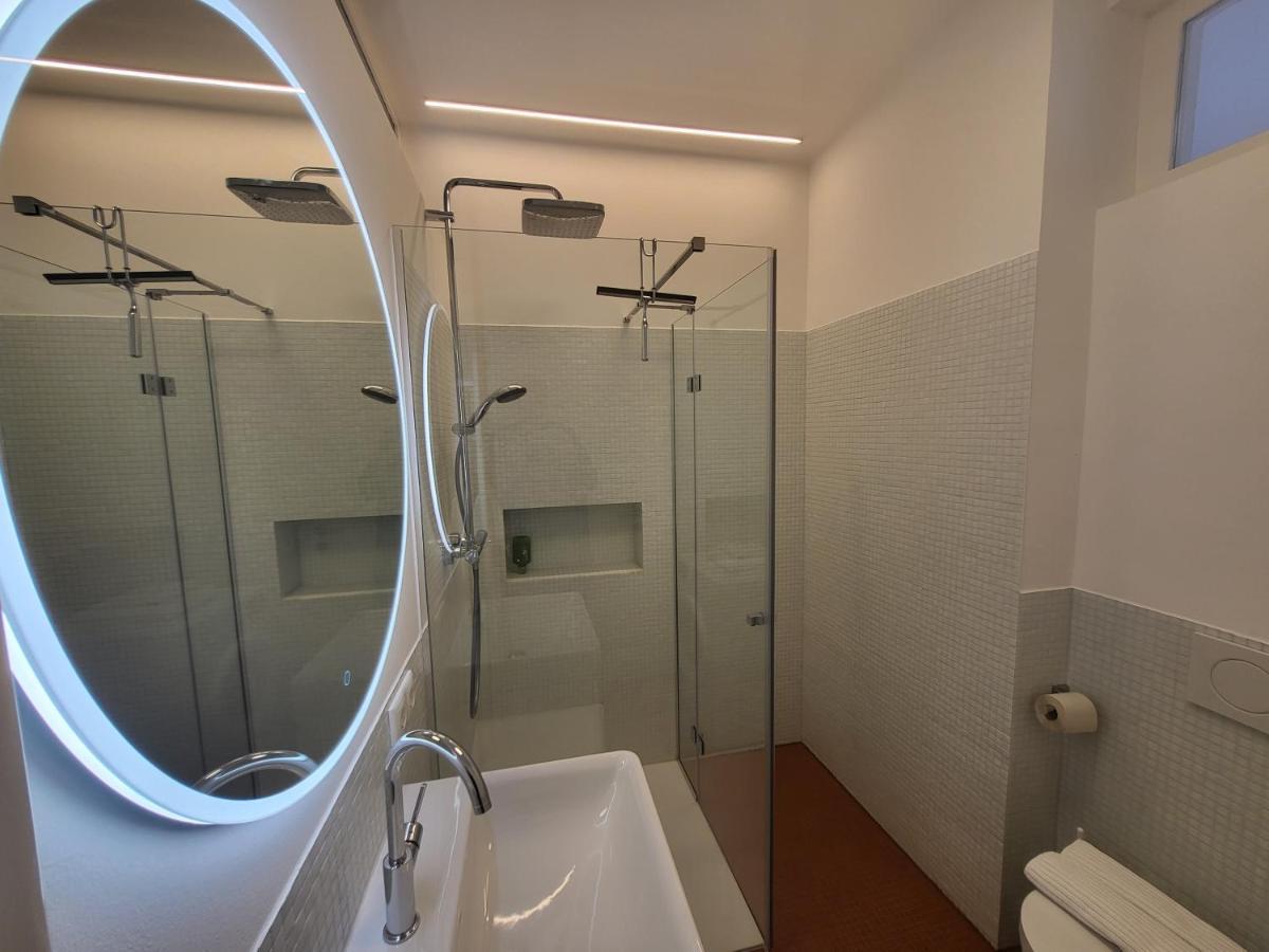 Orange Flat By Grazrentals Highest Standard & Free Parking Exteriör bild