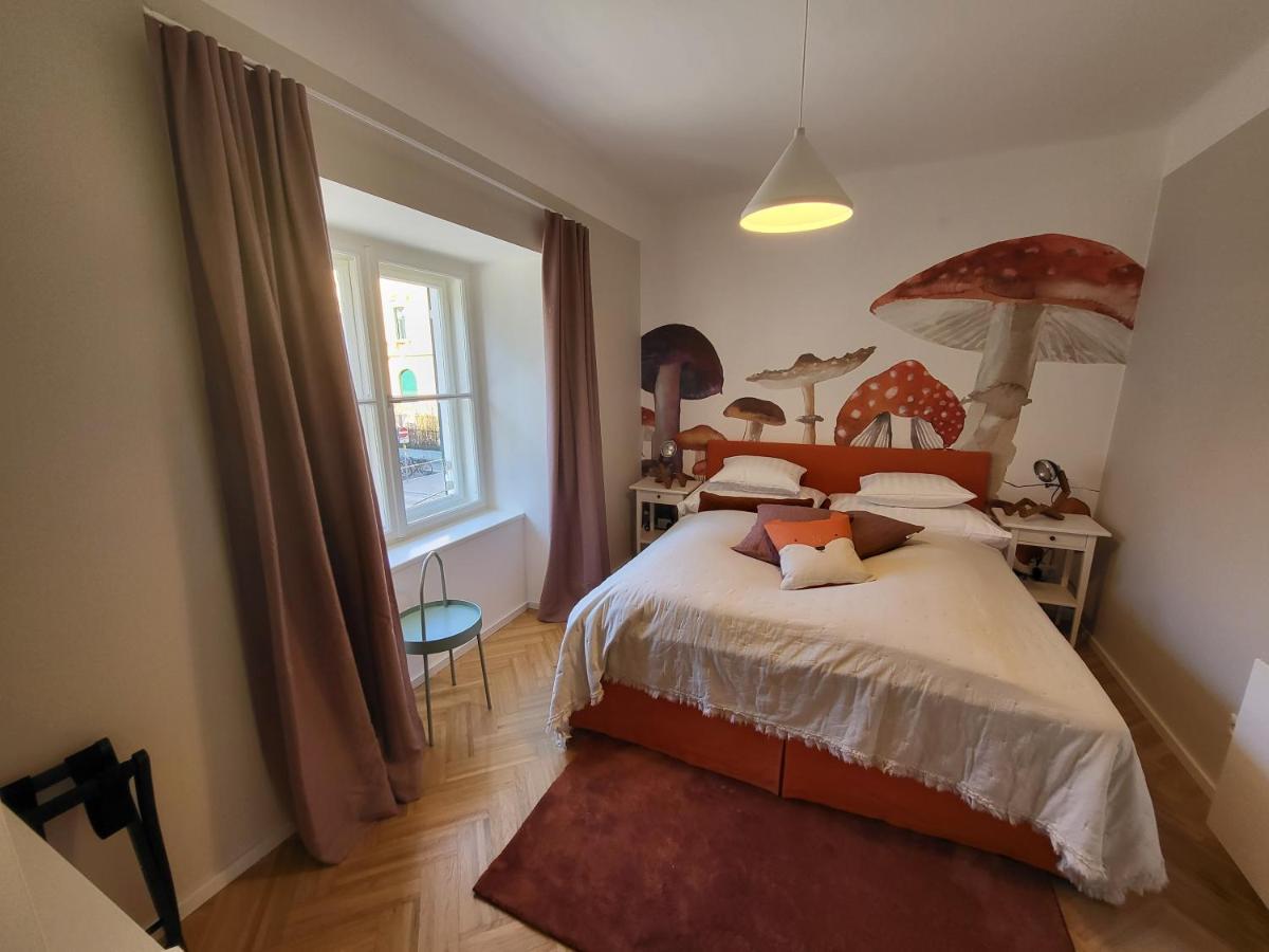 Orange Flat By Grazrentals Highest Standard & Free Parking Exteriör bild